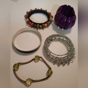 #571.    5 Piece Assorted Bracelet Bundle